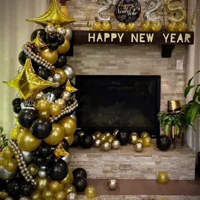 glamorous black and gold balloon stand for new years