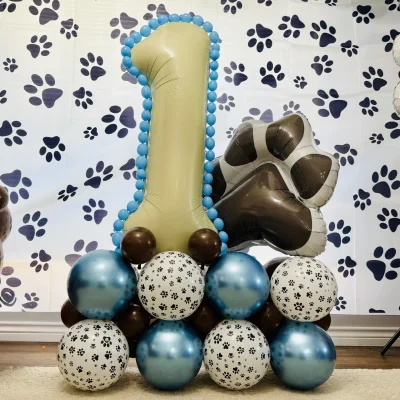 Paw inspired bouquet for the 1st birthday