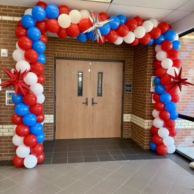 Stars, stripes, and ballooned pride! 🇺🇸